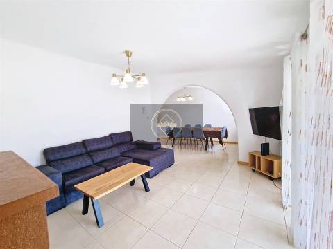 Moradia T4 com piscina - Albufeira