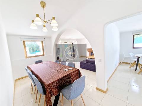 Moradia T4 com piscina - Albufeira