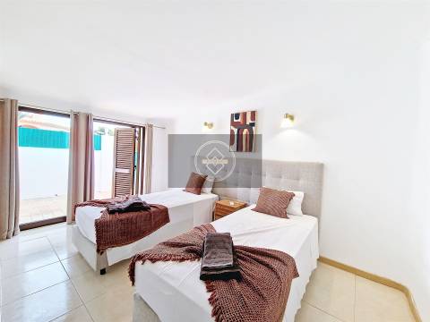 Moradia T4 com piscina - Albufeira