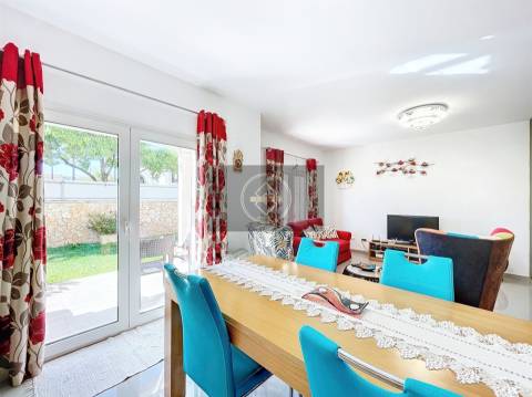 Moradia T3 com piscina - Albufeira