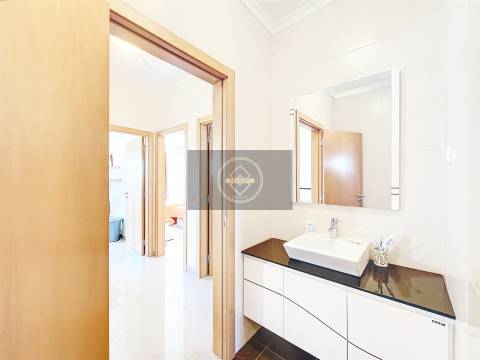 Moradia T3 com piscina - Albufeira
