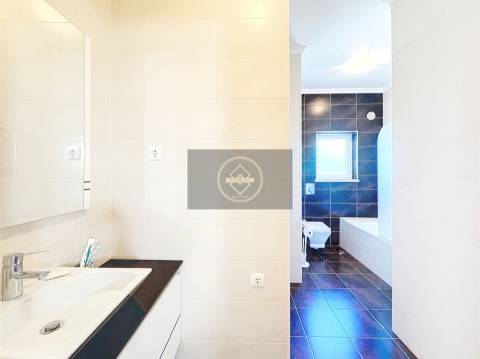 Moradia T3 com piscina - Albufeira