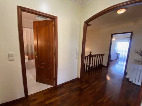 Moradia  tipo T3 em Nogueira