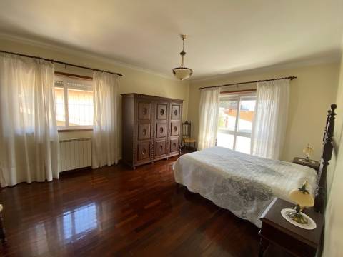 Moradia  tipo T3 em Nogueira