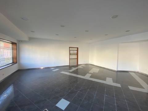 Loja Vila Nova da Telha