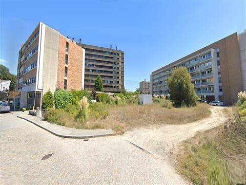 Terreno construção em altura.