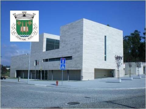 Moradia de 4 frentes