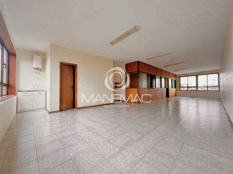 Escritório  Venda em Perafita, Lavra e Santa Cruz do Bispo,Matosinhos