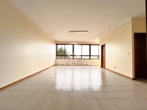 Escritório  Venda em Perafita, Lavra e Santa Cruz do Bispo,Matosinhos