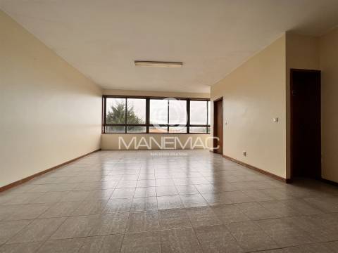 Escritório  Venda em Perafita, Lavra e Santa Cruz do Bispo,Matosinhos