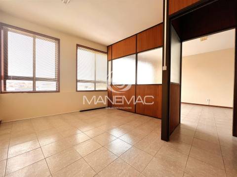 Escritório  Venda em Perafita, Lavra e Santa Cruz do Bispo,Matosinhos