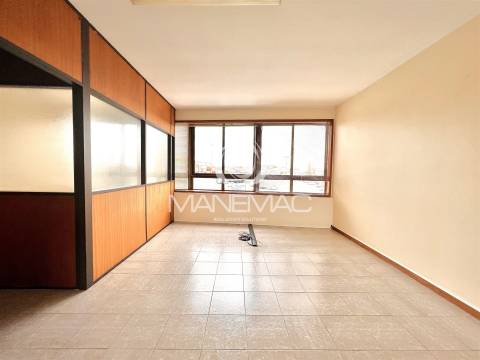 Escritório  Venda em Perafita, Lavra e Santa Cruz do Bispo,Matosinhos