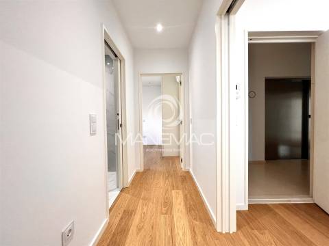 Apartamento T2 Venda em Mafamude e Vilar do Paraíso,Vila Nova de Gaia