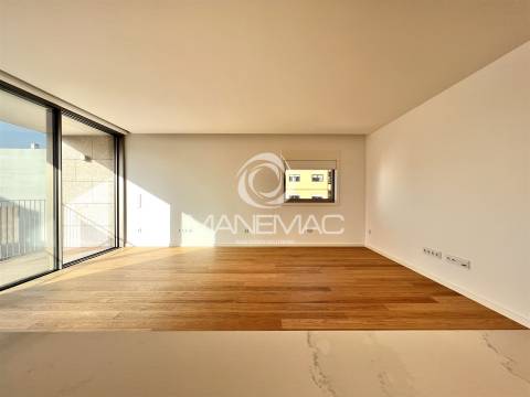 Apartamento T2 Venda em Mafamude e Vilar do Paraíso,Vila Nova de Gaia