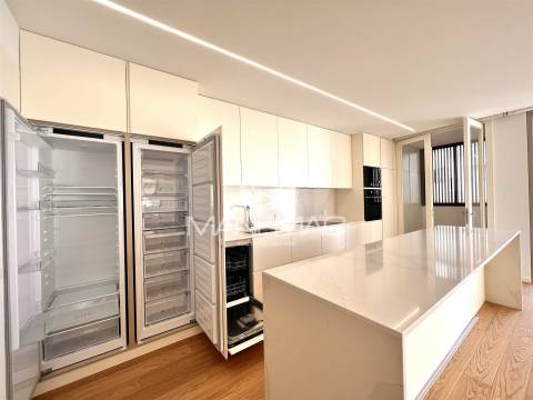 Apartamento T2 Venda em Mafamude e Vilar do Paraíso,Vila Nova de Gaia