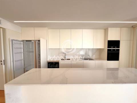 Apartamento T2 Venda em Mafamude e Vilar do Paraíso,Vila Nova de Gaia