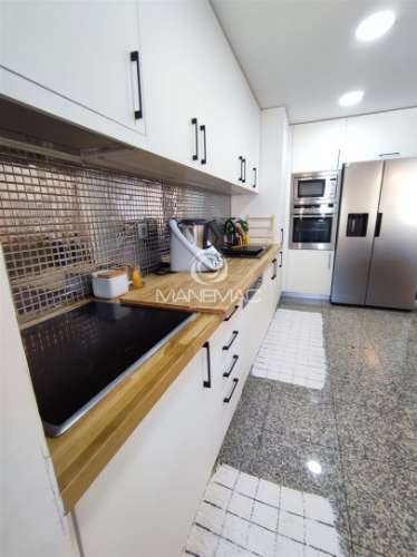 Fabuloso Apartamento T2 na 1ª Linha do mar - Praia de Lavadores - Gaia