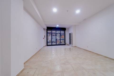 Loja  Venda em Cedofeita, Santo Ildefonso, Sé, Miragaia, São Nicolau e Vitória,Porto