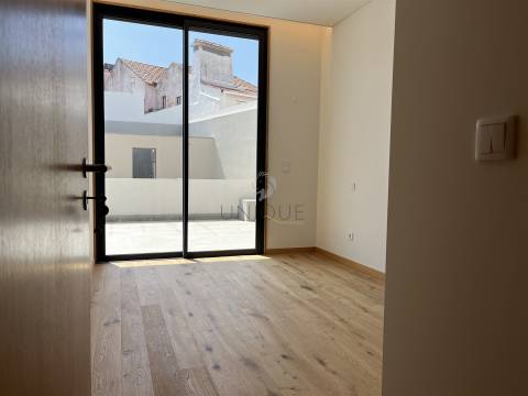 Apartamento T2 no centro de Aveiro com arrumos e lugar de garagem