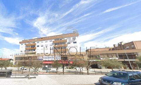 Apartamento T3 no Centro de Oliveira de Azeméis | Novo com Varanda e Garagem