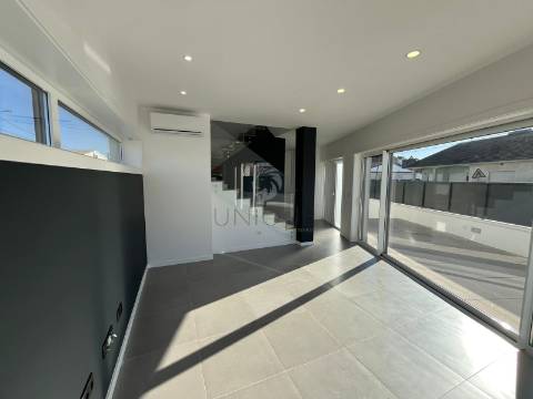 Moradia T3 na Gafanha do Carmo, Ílhavo | Moderna, Perto da Praia e Garagem