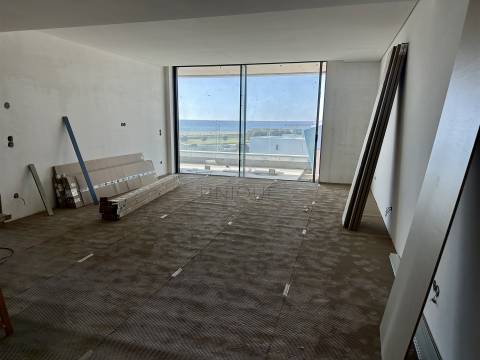 Apartamento T2 em Canidelo, Lavadores | Varandas, Sustentabilidade e Praia