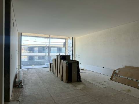 Apartamento T2 em Canidelo, Lavadores | Varandas, Sustentabilidade e Praia