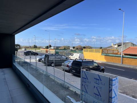 Apartamento T2 em Canidelo, Lavadores | Varandas, Sustentabilidade e Praia