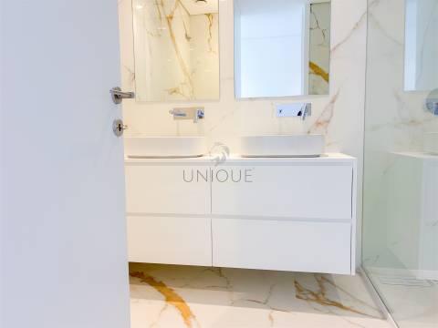 Apartamento T2 em Canidelo, Lavadores | Varandas, Sustentabilidade e Praia