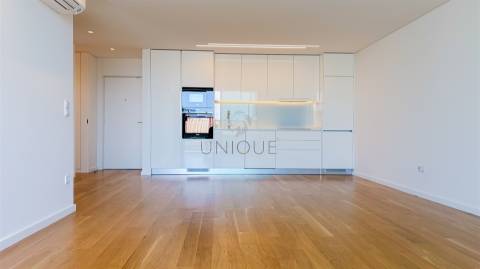 Apartamento T2 em Canidelo, Lavadores | Varandas, Sustentabilidade e Praia