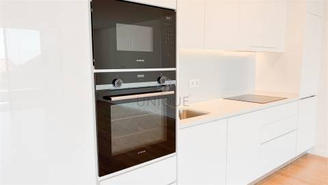 Apartamento T2 em Canidelo, Lavadores | Varandas, Sustentabilidade e Praia