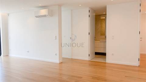 Apartamento T2 em Canidelo, Lavadores | Varandas, Sustentabilidade e Praia