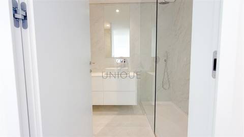 Apartamento T2 em Canidelo, Lavadores | Varandas, Sustentabilidade e Praia