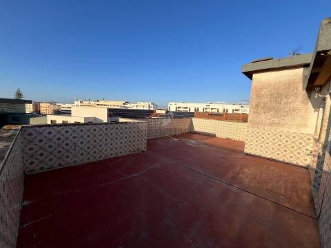 Escritório no Centro de Ílhavo | 12m² + Terraço 41m²