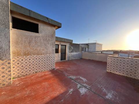 Escritório no Centro de Ílhavo | 12m² + Terraço 41m²