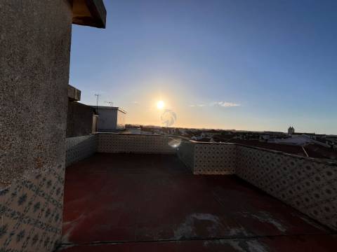 Escritório no Centro de Ílhavo | 12m² + Terraço 41m²