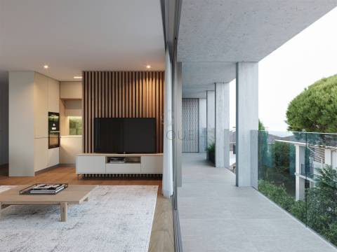 T4 Duplex Exclusivo na Praia da Barra | Terraço Panorâmico e Piscina Privativa