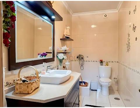 Moradia T4 em Bragança | Espaço, Conforto e Localização Central