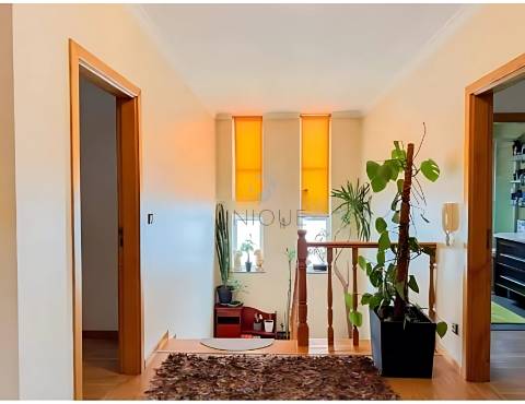 Moradia T4 em Bragança | Espaço, Conforto e Localização Central