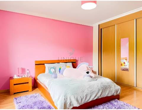 Moradia T4 em Bragança | Espaço, Conforto e Localização Central