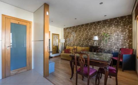 Apartamento T2 Praia da Costa Nova em frente ao Mar c/ Terraço Privativo