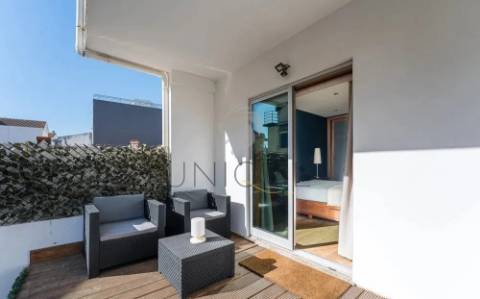 Apartamento T2 Praia da Costa Nova em frente ao Mar c/ Terraço Privativo