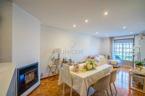 Apartamento T3+2 Duplex no centro de Vagos | Remodelado com garagem