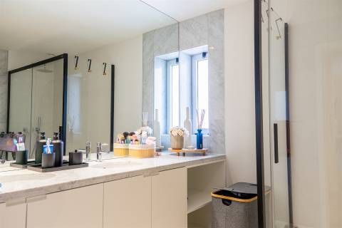 Apartamento T3 em condomínio privado na Maia | Piscina e garagem