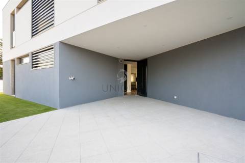 Moradia T4 nova construção em Ílhavo | Próxima do centro de Aveiro