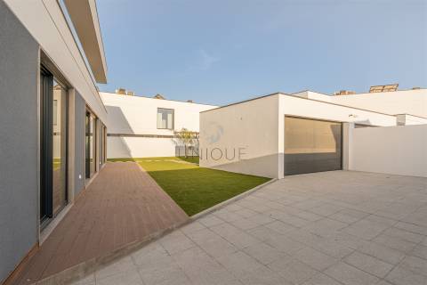 Moradia T4 em Aveiro Ílhavo