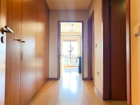 Apartamento T2 com Terraço e Garagem Fechada – Ferreiros, Amares | Perto de Braga