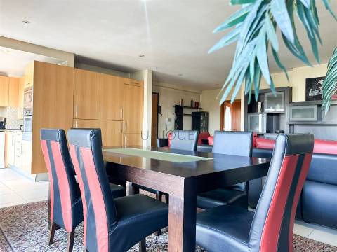 Apartamento T2 com Terraço e Garagem Fechada – Ferreiros, Amares | Perto de Braga