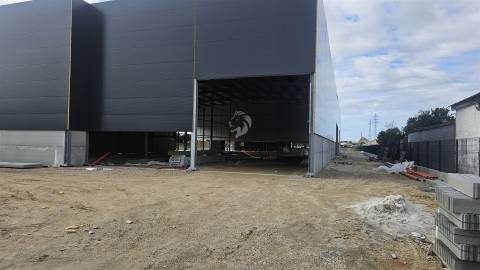 Armazém Novo Zona Industrial de Taboeira