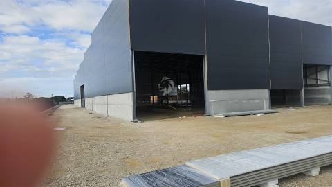 Armazém Novo - Zona Industrial de Taboeira